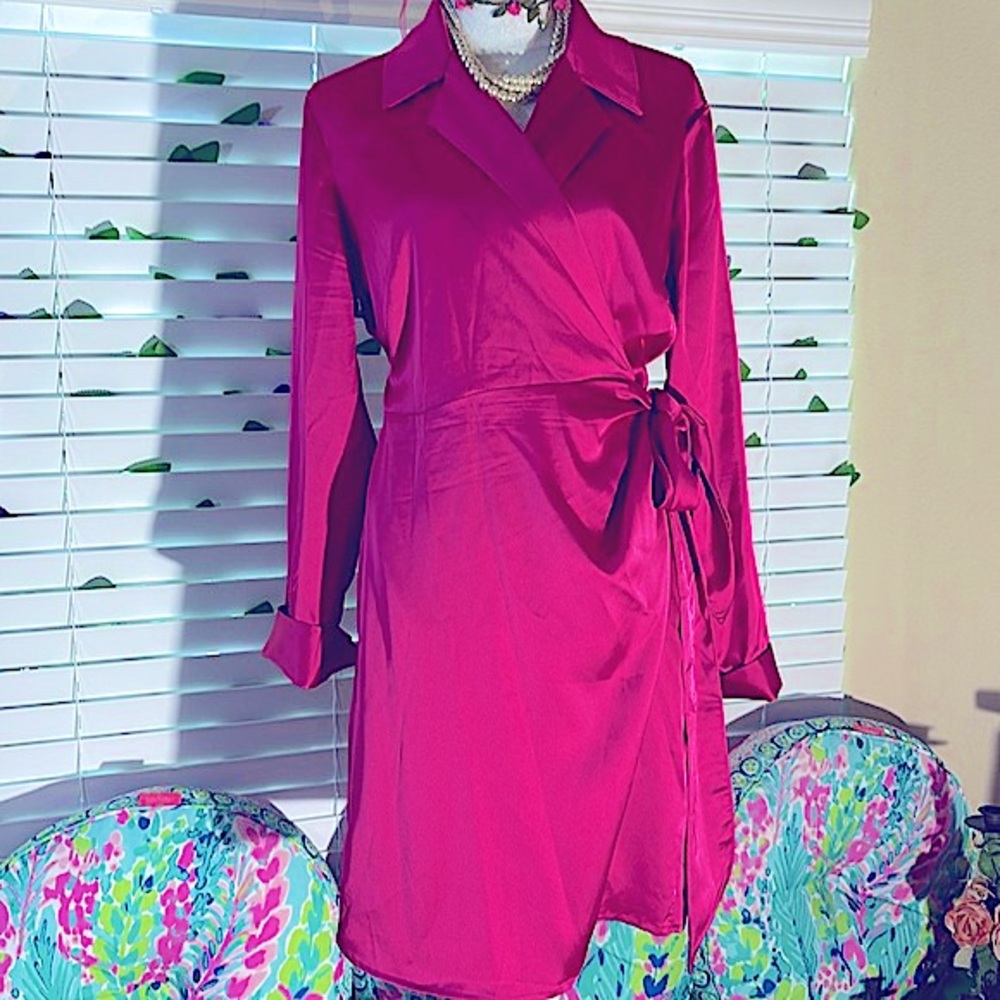 Forever 21 hot pink satin wrap dress